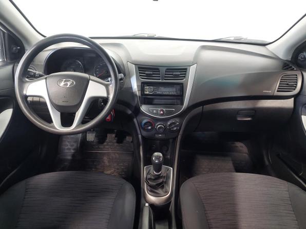 Hyundai Solaris I Рестайлинг с пробегом 2015 года, цена 780 000 рублей, 150000 км, седан, Автокод Объявления