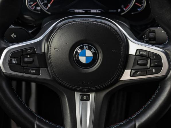 BMW 5 серии VII (G30/G31/G38) с пробегом 2017 года, цена 3 761 010 рублей, 179153 км, седан, Автокод Объявления