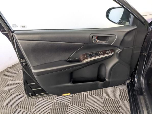 Toyota Camry VII (XV50) Рестайлинг с пробегом 2017 года, цена 2 850 000 рублей, 52500 км, седан, Автокод Объявления