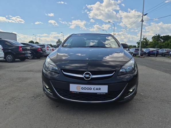 Opel Astra J Рестайлинг с пробегом 2014 года, цена 630 000 рублей, 201887 км, хэтчбек, Автокод Объявления