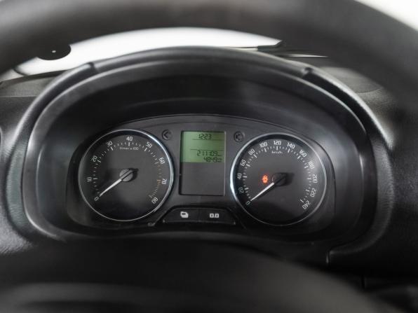 Skoda Roomster I Рестайлинг с пробегом 2011 года, цена 578 000 рублей, 211109 км, компактвэн, Автокод Объявления