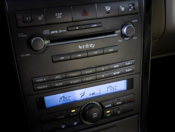 Kia Opirus I Рестайлинг с пробегом 2009 года, цена 404 000 рублей, 359680 км, седан, Автокод Объявления