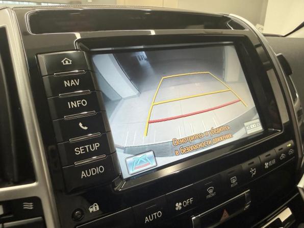 Toyota Land Cruiser 200 Series Рестайлинг 1 с пробегом 2015 года, цена 4 200 000 рублей, 172450 км, внедорожник, Автокод Объявления
