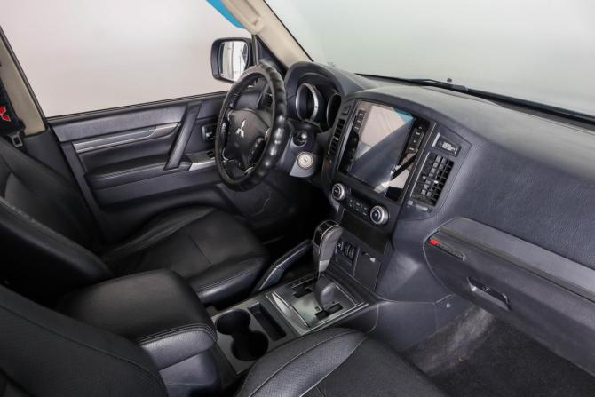 Mitsubishi Pajero IV Рестайлинг 1 с пробегом 2012 года, цена 2 449 000 рублей, 183000 км, внедорожник, Автокод Объявления