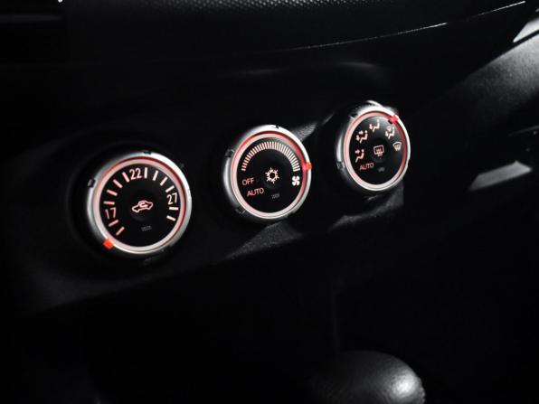 Mitsubishi Outlander II с пробегом 2008 года, цена 899 000 рублей, 268653 км, внедорожник, Автокод Объявления
