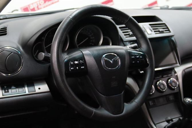 Mazda 6 II (GH) Рестайлинг с пробегом 2011 года, цена 765 650 рублей, 319678 км, лифтбек, Автокод Объявления