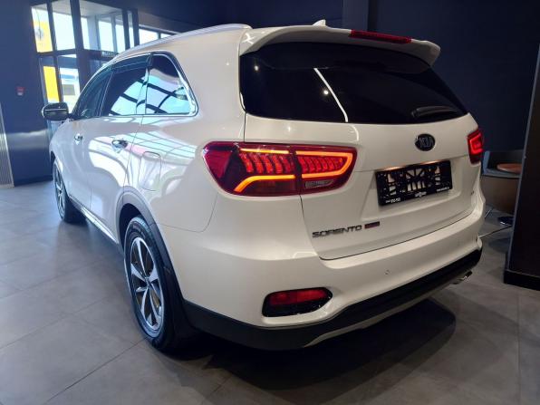 Kia Sorento III Prime Рестайлинг с пробегом 2018 года, цена 2 906 000 рублей, 124771 км, внедорожник, Автокод Объявления