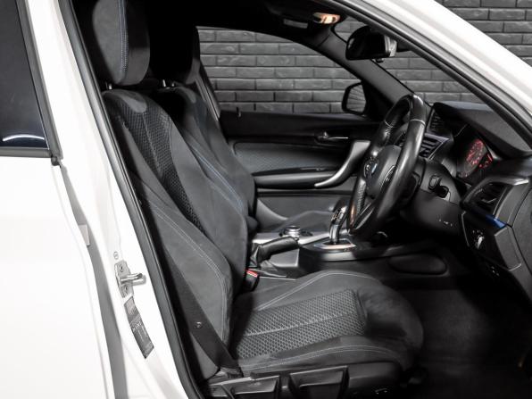 BMW 1 серии II (F20/F21) Рестайлинг с пробегом 2015 года, цена 1 565 000 рублей, 51054 км, хэтчбек, Автокод Объявления