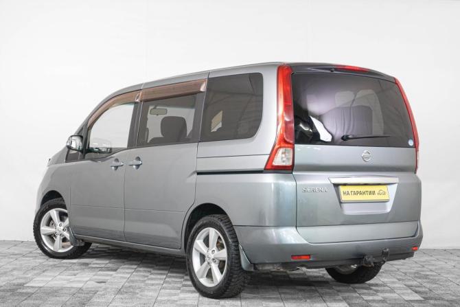 Nissan Serena III (C25) с пробегом 2009 года, цена 1 049 000 рублей, 241000 км, минивэн, Автокод Объявления