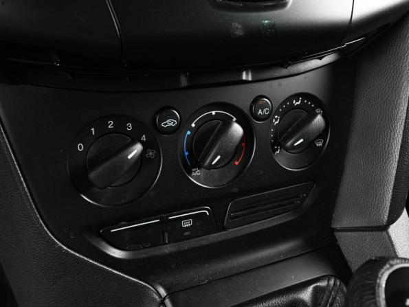 Ford Focus III с пробегом 2013 года, цена 879 000 рублей, 106511 км, седан, Автокод Объявления