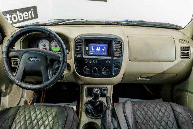 Ford Maverick III с пробегом 2004 года, цена 348 000 рублей, 380000 км, внедорожник, Автокод Объявления