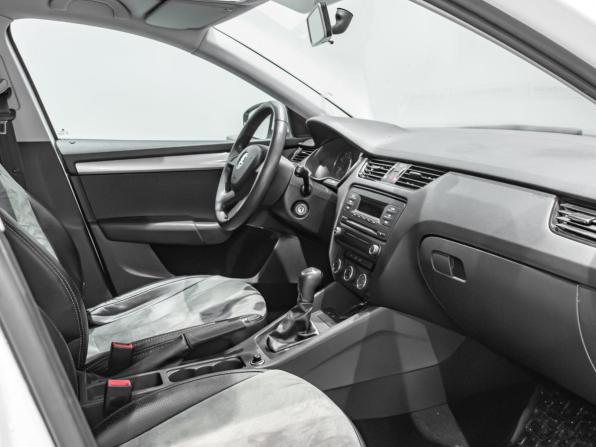 Skoda Octavia III (A7) с пробегом 2013 года, цена 1 180 000 рублей, 228388 км, лифтбек, Автокод Объявления