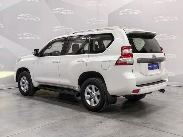Toyota Land Cruiser Prado 150 Series Рестайлинг 1 с пробегом 2015 года, цена 3 880 000 рублей, 119747 км, внедорожник, Автокод Объявления