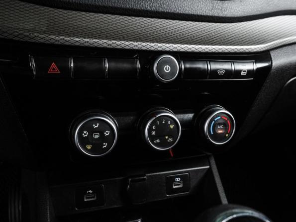 Lada (ВАЗ) Vesta I Рестайлинг (NG) с пробегом 2023 года, цена 1 199 000 рублей, 52860 км, седан, Автокод Объявления