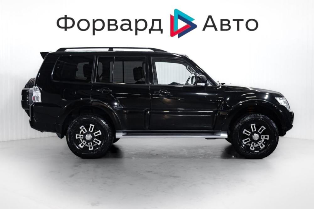 Mitsubishi Pajero IV Рестайлинг 1 Тюмень  - изображение 9