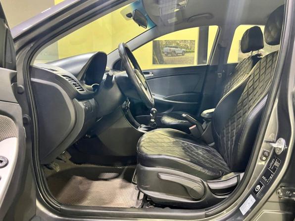 Hyundai Solaris I с пробегом 2014 года, цена 749 000 рублей, 187744 км, седан, Автокод Объявления