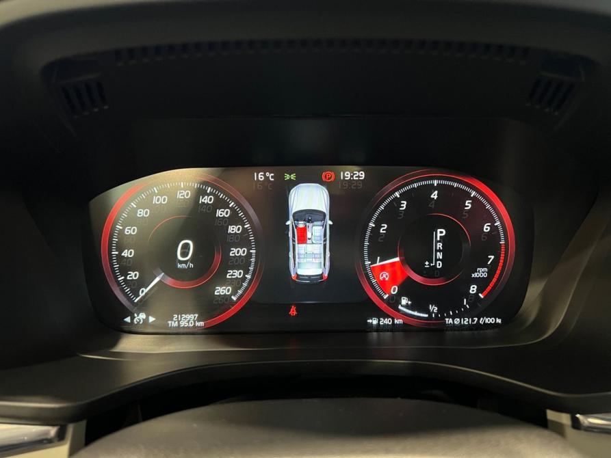 Volvo XC60 II Москва  - изображение 16