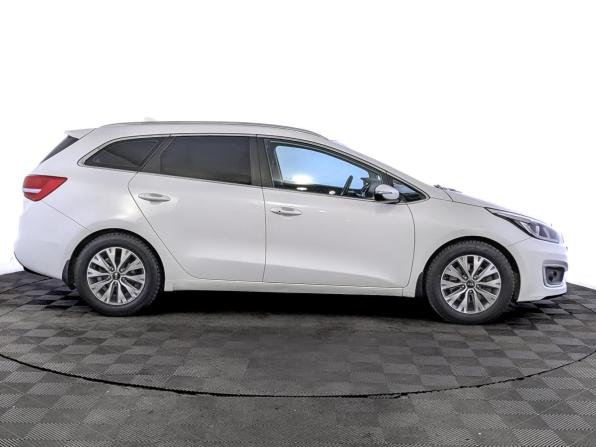 Kia Ceed II Рестайлинг с пробегом 2018 года, цена 1 350 000 рублей, 140589 км, универсал, Автокод Объявления