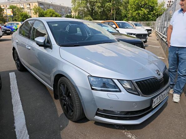 Skoda Octavia III (A7) Рестайлинг с пробегом 2017 года, цена 1 450 000 рублей, 255989 км, лифтбек, Автокод Объявления