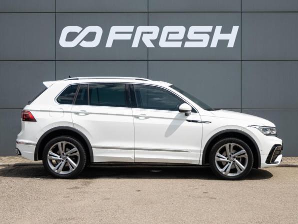Volkswagen Tiguan II Рестайлинг с пробегом 2021 года, цена 3 650 000 рублей, 37160 км, внедорожник, Автокод Объявления