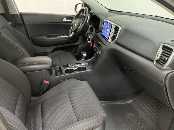 Kia Sportage IV Рестайлинг с пробегом 2018 года, цена 2 050 000 рублей, 71089 км, внедорожник, Автокод Объявления