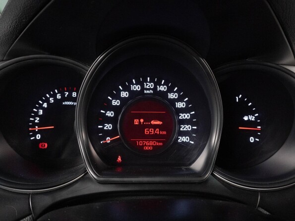 Kia Ceed II с пробегом 2014 года, цена 1 319 000 рублей, 107680 км, универсал, Автокод Объявления