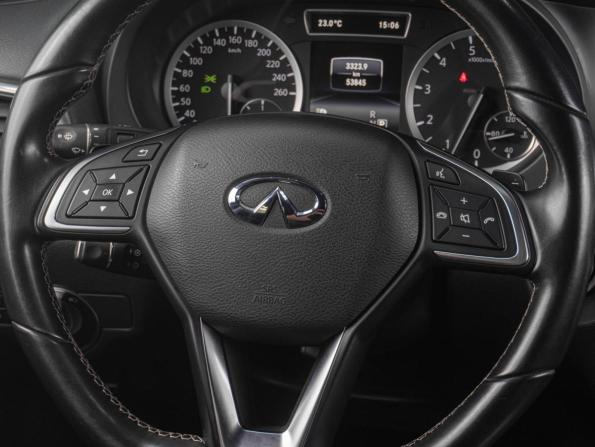 Infiniti Q30 с пробегом 2017 года, цена 3 099 000 рублей, 53845 км, хэтчбек, Автокод Объявления