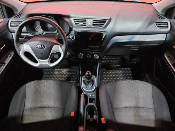 Kia Rio III Рестайлинг с пробегом 2015 года, цена 950 000 рублей, 104863 км, седан, Автокод Объявления