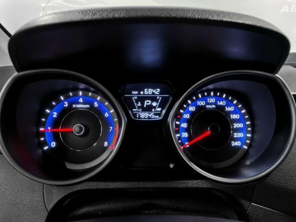 Hyundai Elantra V (MD) Рестайлинг с пробегом 2014 года, цена 1 112 000 рублей, 178945 км, седан, Автокод Объявления