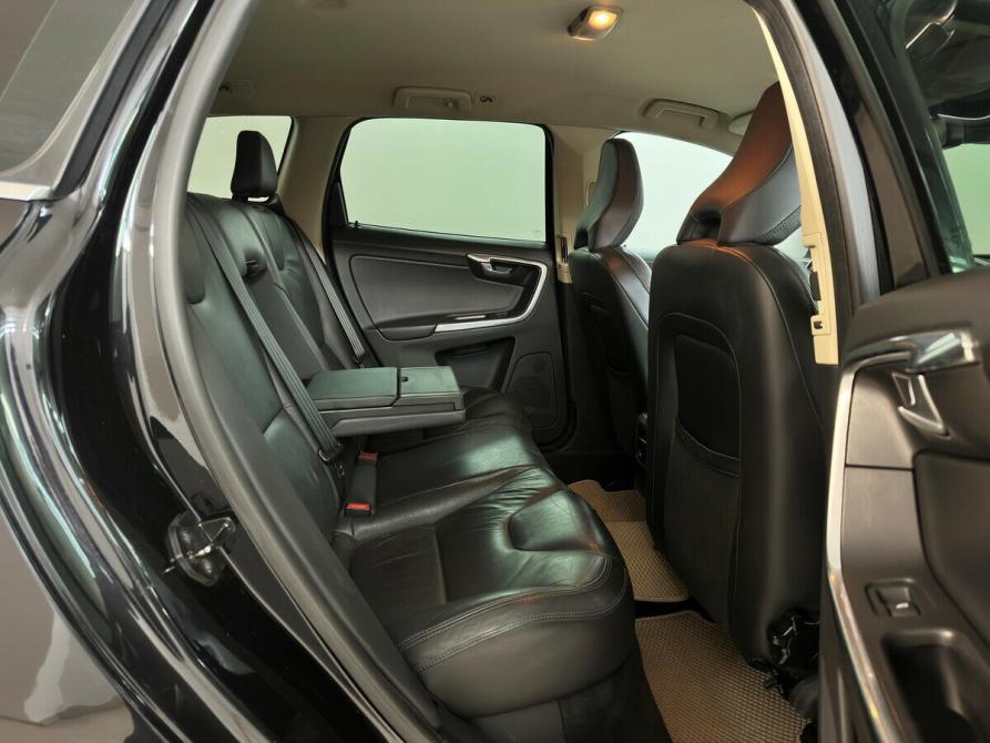 Volvo XC60 I Москва  - изображение 14