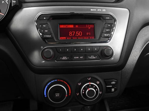 Kia Rio III с пробегом 2013 года, цена 1 060 000 рублей, 59983 км, хэтчбек, Автокод Объявления