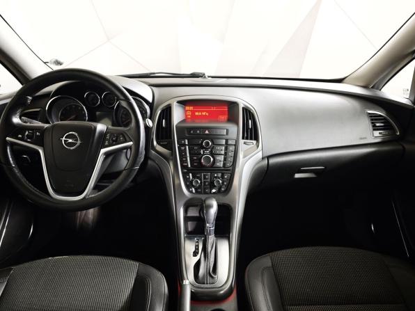 Opel Astra J с пробегом 2011 года, цена 799 000 рублей, 79303 км, хэтчбек, Автокод Объявления