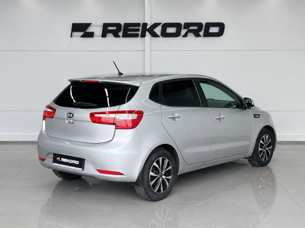 Kia Rio III с пробегом 2013 года, цена 949 000 рублей, 121671 км, хэтчбек, Автокод Объявления