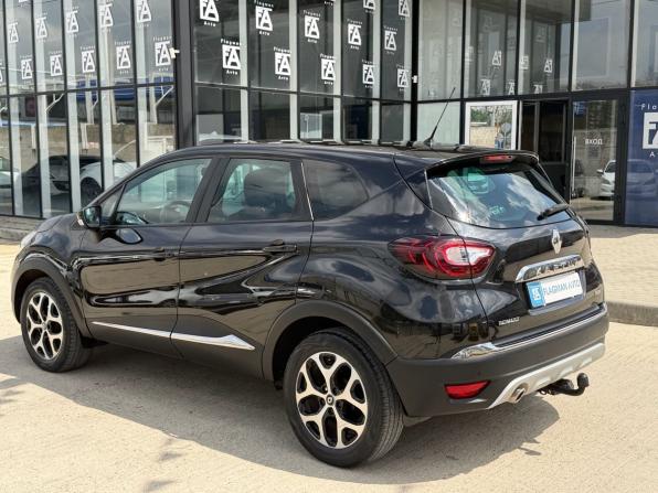 Renault Kaptur I с пробегом 2018 года, цена 1 340 000 рублей, 121700 км, внедорожник, Автокод Объявления