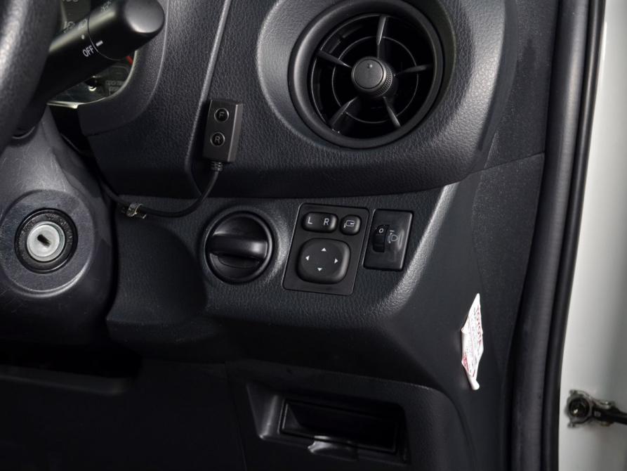 Toyota Vitz III (XP130) Рестайлинг 2 Кемерово  - изображение 22