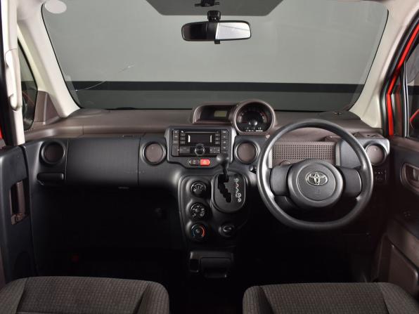 Toyota Porte II с пробегом 2016 года, цена 924 999 рублей, 67724 км, компактвэн, Автокод Объявления