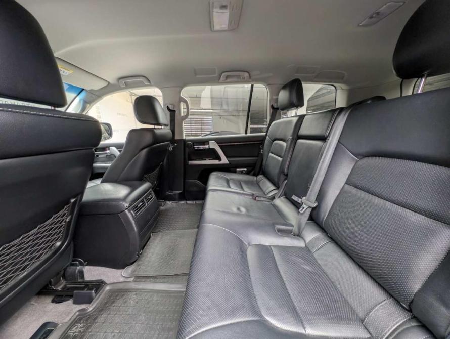Toyota Land Cruiser 200 Series Рестайлинг 1 Москва  - изображение 10