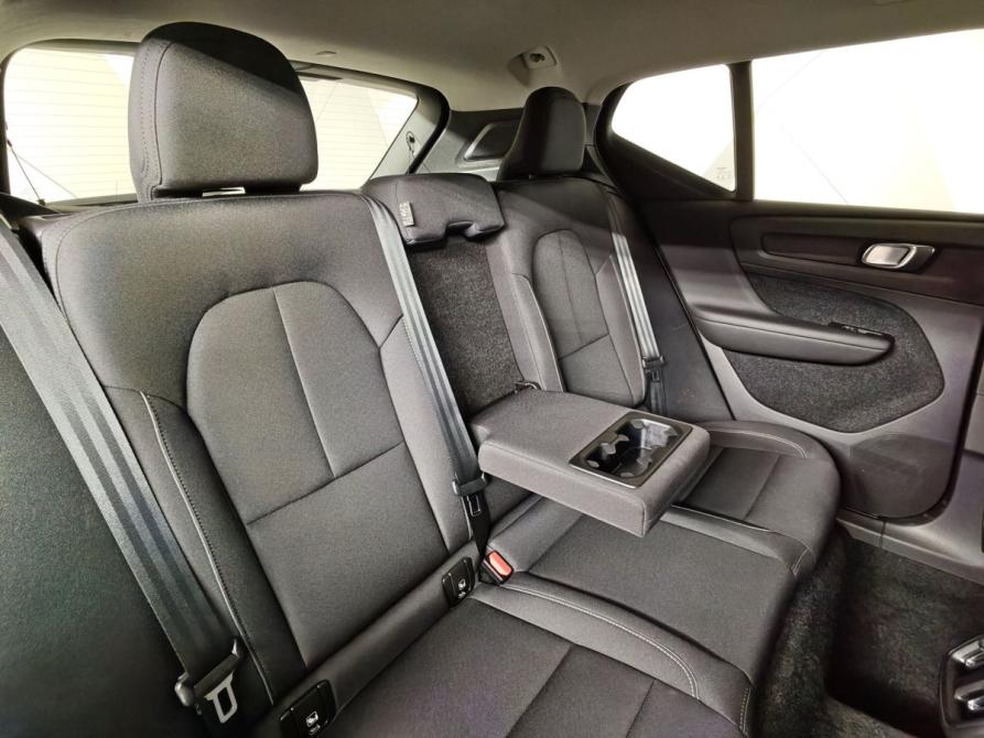 Volvo XC40 I Москва  - изображение 17