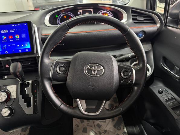 Toyota Sienta II с пробегом 2017 года, цена 1 550 000 рублей, 107000 км, минивэн, Автокод Объявления