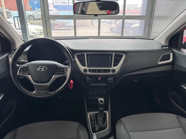 Hyundai Solaris II с пробегом 2019 года, цена 1 249 000 рублей, 101233 км, седан, Автокод Объявления