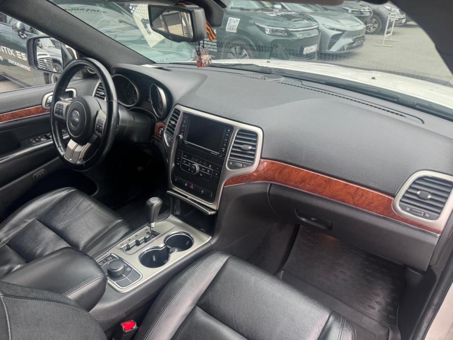 Jeep Grand Cherokee IV (WK2) Санкт-Петербург  - изображение 9