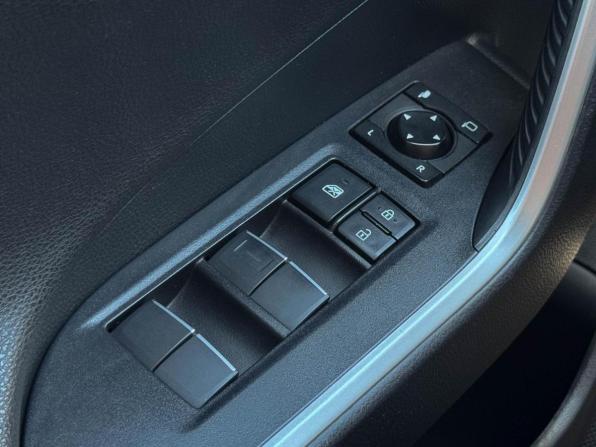 Toyota RAV4 V (XA50) с пробегом 2021 года, цена 3 099 000 рублей, 80586 км, внедорожник, Автокод Объявления