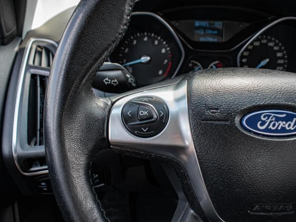 Ford Focus III с пробегом 2013 года, цена 998 000 рублей, 181298 км, седан, Автокод Объявления