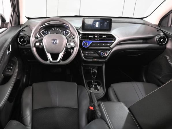 Changan Alsvin с пробегом 2023 года, цена 1 119 000 рублей, 45144 км, седан, Автокод Объявления