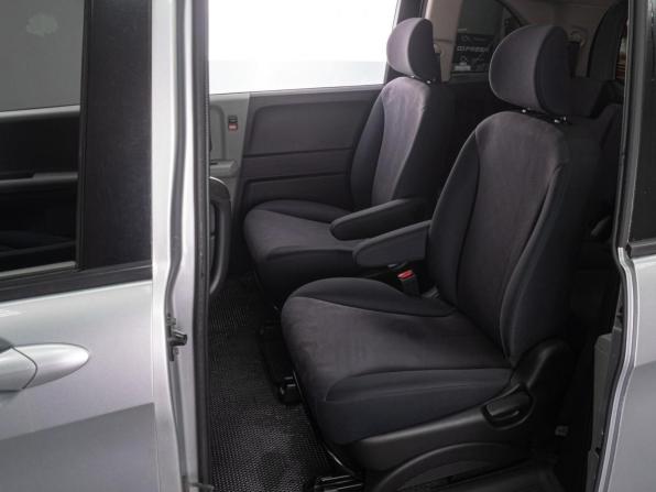 Honda Freed I Рестайлинг с пробегом 2010 года, цена 1 179 000 рублей, 100190 км, компактвэн, Автокод Объявления