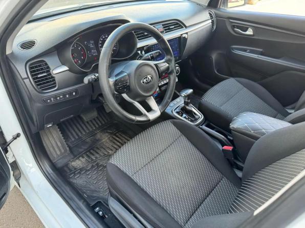Kia Rio IV с пробегом 2018 года, цена 1 505 000 рублей, 74647 км, седан, Автокод Объявления