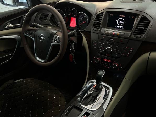Opel Insignia I с пробегом 2011 года, цена 899 000 рублей, 135100 км, седан, Автокод Объявления