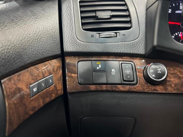 Kia Mohave I Рестайлинг с пробегом 2018 года, цена 2 949 000 рублей, 131297 км, внедорожник, Автокод Объявления
