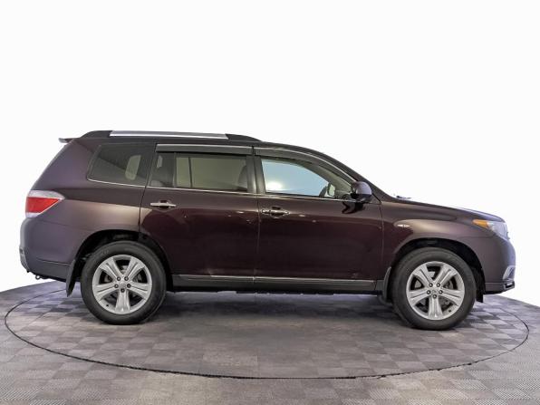 Toyota Highlander II (XU40) Рестайлинг с пробегом 2013 года, цена 1 995 000 рублей, 231320 км, внедорожник, Автокод Объявления