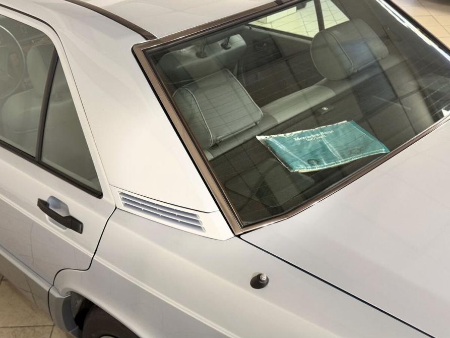 Mercedes-Benz 190 (W201) Санкт-Петербург  - изображение 25